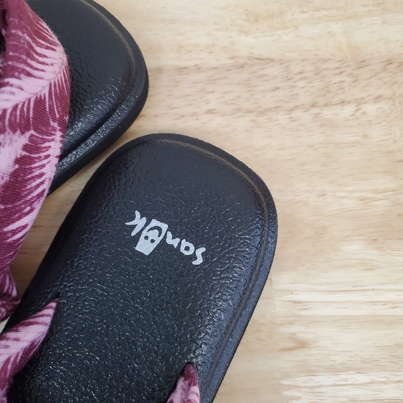 Sanuk Yoga Sling Tie Dye Pink Sandals - Picture 2 of 4